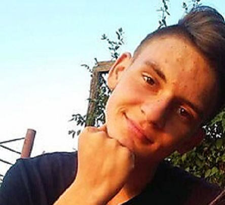 Свежие новости: Вознесенские полицейские продолжают разыскивать пропавшего без вести подростка, который исчез еще летом