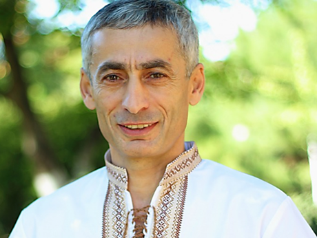 Свежие новости: Ерік Григорян привітав рішення суду про визнання нечинним статусу регіональної для російської мови