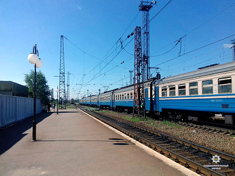 Свежие новости: Электропоезд насмерть сбил мужчину на Харьковщине