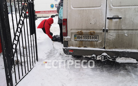 Свежие новости: В Киеве водитель насмерть сбил пенсионерку, выезжая из сугроба