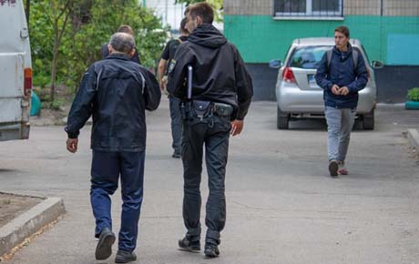 Свежие новости: В Днепре неизвестный обстрелял пенсионеров во дворе дома