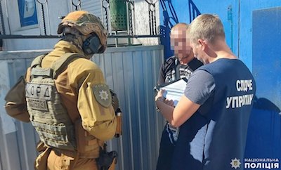 Свежие новости: Двум жителям Николаева и жителю Вознесенска, как участникам банды рэкетиров, объявили о подозрении