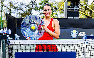 Свежие новости: Українська тенісистка Костюк у фіналі турніру WTA обіграла росіянку