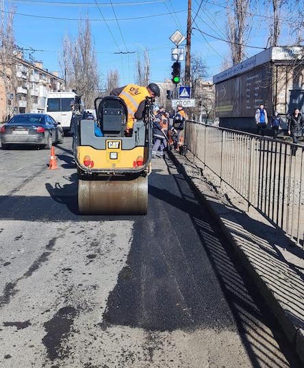Свежие новости: У Миколаєві комунальники розпочали ямковий ремонт доріг