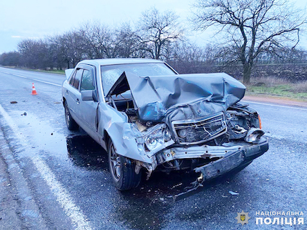 Свежие новости: Неподалік села Половинки Миколаївського району сталася ДТП