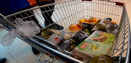 Свежие новости: В николаевском супермаркете продают гнилые продукты