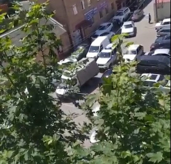 Свежие новости: ВИДЕО: В Ингушетии устроили кровавую перестрелку из-за земли: много погибших