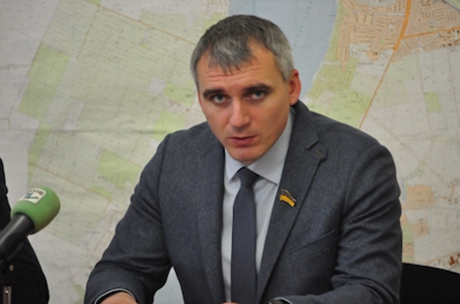 Свежие новости: Сенкевич подписал меморандум с компанией Visa о введении электронного билета в Николаеве