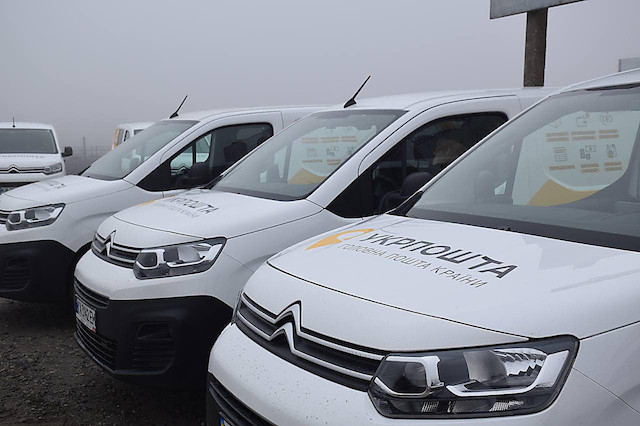 Свежие новости: В Баштанский район передали 27 автомобилей «передвижных отделений» «Укрпочты»