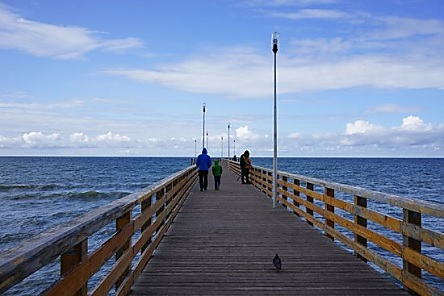 Свежие новости: Прокуратура вручила подозрение депутату Очаковского горсовета за самовольное обустройство причала и трату на это ₴100 тысяч из бюджета