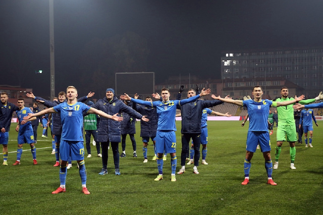 Свежие новости: Сборная Украины обыграла Боснию и вышла в стыковые матчи за путевку на чемпионат мира