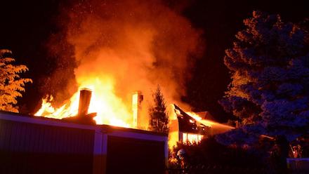 Свежие новости: На Николаевщине горел дом: погибла жительница