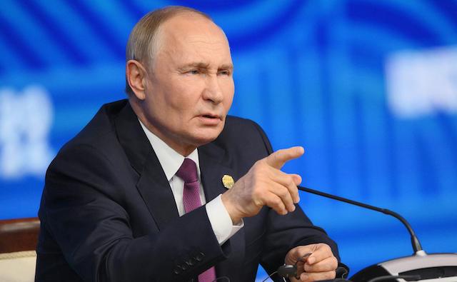 Свежие новости: Путін вперше прокоментував участь солдатів КНДР у війні проти України