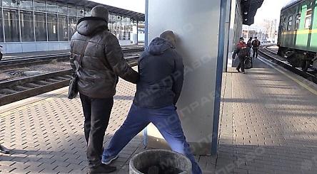 Свежие новости: ВИДЕО:  На Киевщине задержали банду, которые продавали органы подростков в Россию