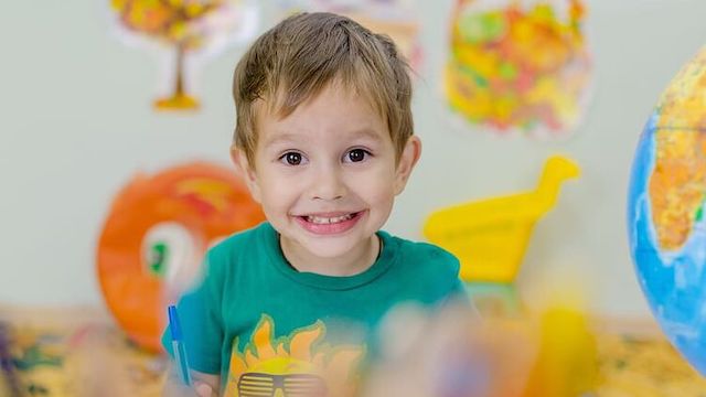 Свежие новости: Украинцам сообщили об опасности выставления в интернете фотографий детей