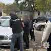 Фото новости: У Миколаєві викрили чоловіка, який за 8200 доларів обіцяв «оформити» фіктивну інвалідність для ухилення від мобілізації Свежие новости: У Миколаєві викрили чоловіка, який за 8200 доларів обіцяв «оформити» фіктивну інвалідність для ухилення від мобілізації