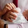Свіжі новини: Правительство утвердило увеличение помощи при рождении ребенка до ₴50 тысяч