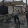 Свіжі новини: В Николаеве из дороги вырезают часть рельса