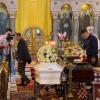 Фото новости: Попрощатися із загиблим під час обстрілу Миколаєва Олексієм Вадатурським приїхали експрезидент і міністр Свежие новости: Попрощатися із загиблим під час обстрілу Миколаєва Олексієм Вадатурським приїхали експрезидент і міністр