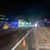 Свіжі новини: Водитель микроавтобуса после аварии с фурой вышел на дорогу, где его насмерть сбил автобус