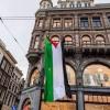 Свіжі новини: В Амстердамі під час проізраїльської акції розгорнули величезний прапор Палестини