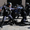 Свіжі новини: Держава проти вулиці: чому французькі протести перетворюються на силове протистояння