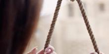 Свежие новости: В Черкасской области нашли повешенной 18-летнюю активистку