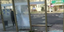 Свежие новости: В Николаеве вандалы в очередной раз разбили стеклянную остановку