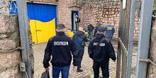 Фото новости: На Миколаївщині кіберполіцейські викрили групу онлайн-шахраїв Свежие новости: На Миколаївщині кіберполіцейські викрили групу онлайн-шахраїв