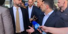 Фото новости: Зеленский в Николаеве сравнил местных чиновников с бандитами Свежие новости: Зеленский в Николаеве сравнил местных чиновников с бандитами
