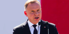 Свежие новости: Дуда, який залишає посаду президента, заявив, що Україна недостатньо цінує допомогу Польщі
