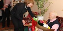 Свежие новости: У Вознесенську довгожительку привітали зі 100-річчям