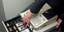 Фото новости: В Южноукраинске вор обокрал магазин Свежие новости: В Южноукраинске вор обокрал магазин