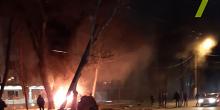 Фото новости: В Одессе автомобиль врезался в столб и загорелся – двое погибших Свежие новости: В Одессе автомобиль врезался в столб и загорелся – двое погибших