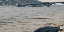 Свежие новости: В Киеве на Гидропарке из воды достали тело девушки