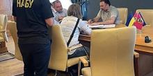 Фото новости: Главе Харьковского облсовета объявили подозрение в получении 1 млн гривен взятки Свежие новости: Главе Харьковского облсовета объявили подозрение в получении 1 млн гривен взятки
