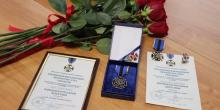 Фото У Вознесенську вручили державні нагороди родинам Захисників України