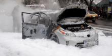 Свежие новости: В Николаеве во время движения загорелся автомобиль Toyota Prius