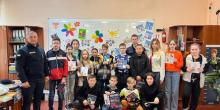 Фото новости: Вознесенські рятувальники продовжують навчати дітей правилам безпеки життєдіяльності Свежие новости: Вознесенські рятувальники продовжують навчати дітей правилам безпеки життєдіяльності