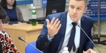 Фото новости: Детский омбудсмен Кулеба с сыновьями попал в аварию и находится в реанимации Свежие новости: Детский омбудсмен Кулеба с сыновьями попал в аварию и находится в реанимации