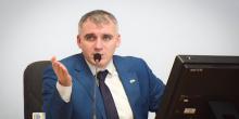 Свежие новости: «Какие-то подонки судятся с нами, блокируют счета», - мэр Николаева Сенкевич на сессии горсовета