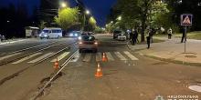 Фото новости: В Николаеве авто сбил двух девушек на пешеходном переходе Свежие новости: В Николаеве авто сбил двух девушек на пешеходном переходе