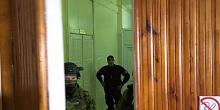 Фото новости: В одесской больнице «группа поддержки» подозреваемого в нападении на активиста подралась со спецназом полиции, есть задержанные Свежие новости: В одесской больнице «группа поддержки» подозреваемого в нападении на активиста подралась со спецназом полиции, есть задержанные