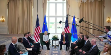 Фото новости: США та ЄС уклали торговельну угоду Свежие новости: США та ЄС уклали торговельну угоду