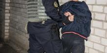 Фото новости: В Николаеве задержали 18-летнего злоумышленника, который нанес смертельные ножевые ранения женщине Свежие новости: В Николаеве задержали 18-летнего злоумышленника, который нанес смертельные ножевые ранения женщине