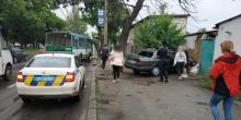 Свежие новости: В Николаеве авто врезалось в стену дома