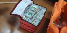 Фото новости: На Сумщине депутата задержали с 380 тысячами долларов Свежие новости: На Сумщине депутата задержали с 380 тысячами долларов