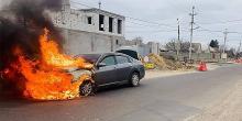 Свежие новости: ВИДЕО: В Варваровке из-за короткого замыкания на ходу загорелась легковушка