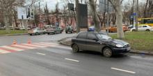 Фото новости: В Одессе автомобиль насмерть сбил женщину на пешеходном переходе Свежие новости: В Одессе автомобиль насмерть сбил женщину на пешеходном переходе
