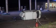 Свежие новости: В Днепре автомобиль упал с моста на заправку